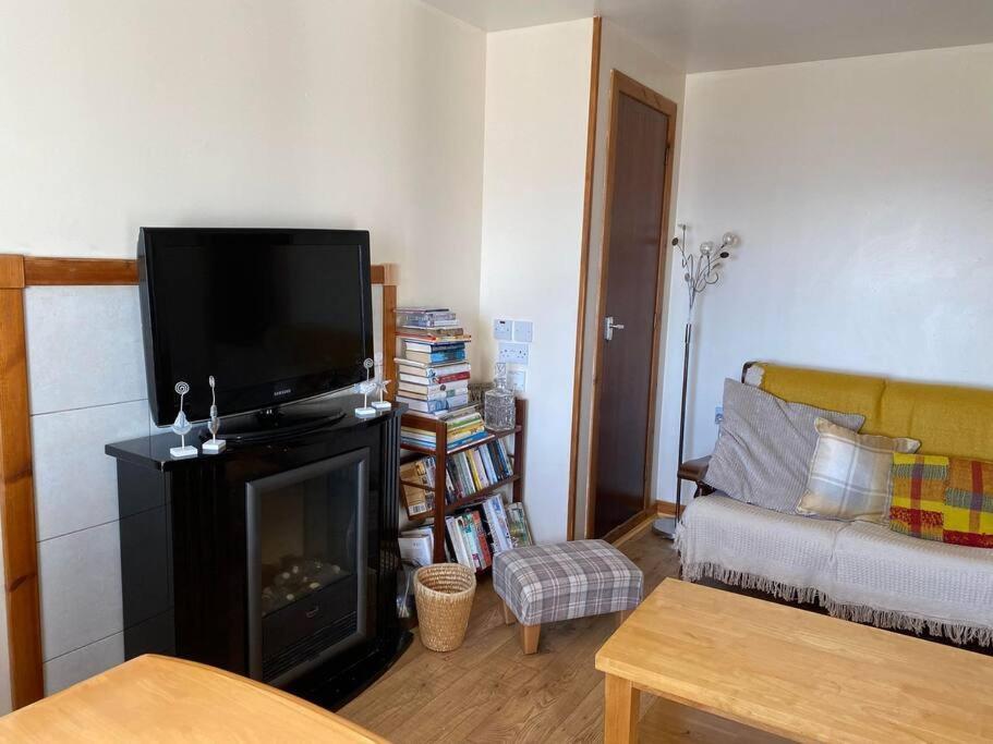 2 Bedroom House Overlooking Pierowall Bay, Westray Zewnętrze zdjęcie
