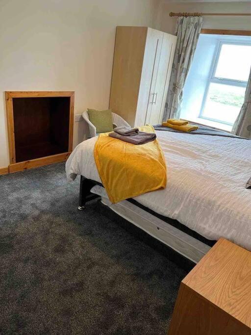 2 Bedroom House Overlooking Pierowall Bay, Westray Zewnętrze zdjęcie