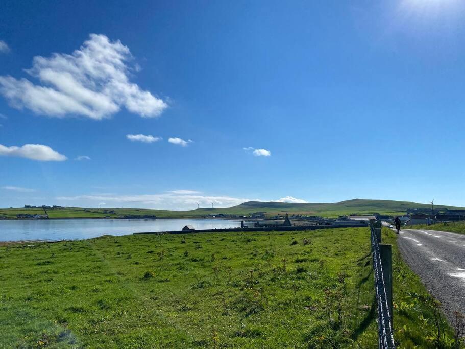 2 Bedroom House Overlooking Pierowall Bay, Westray Zewnętrze zdjęcie